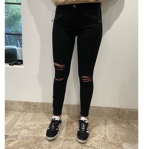 Current/Elliot black skinny ankle zipper jeans